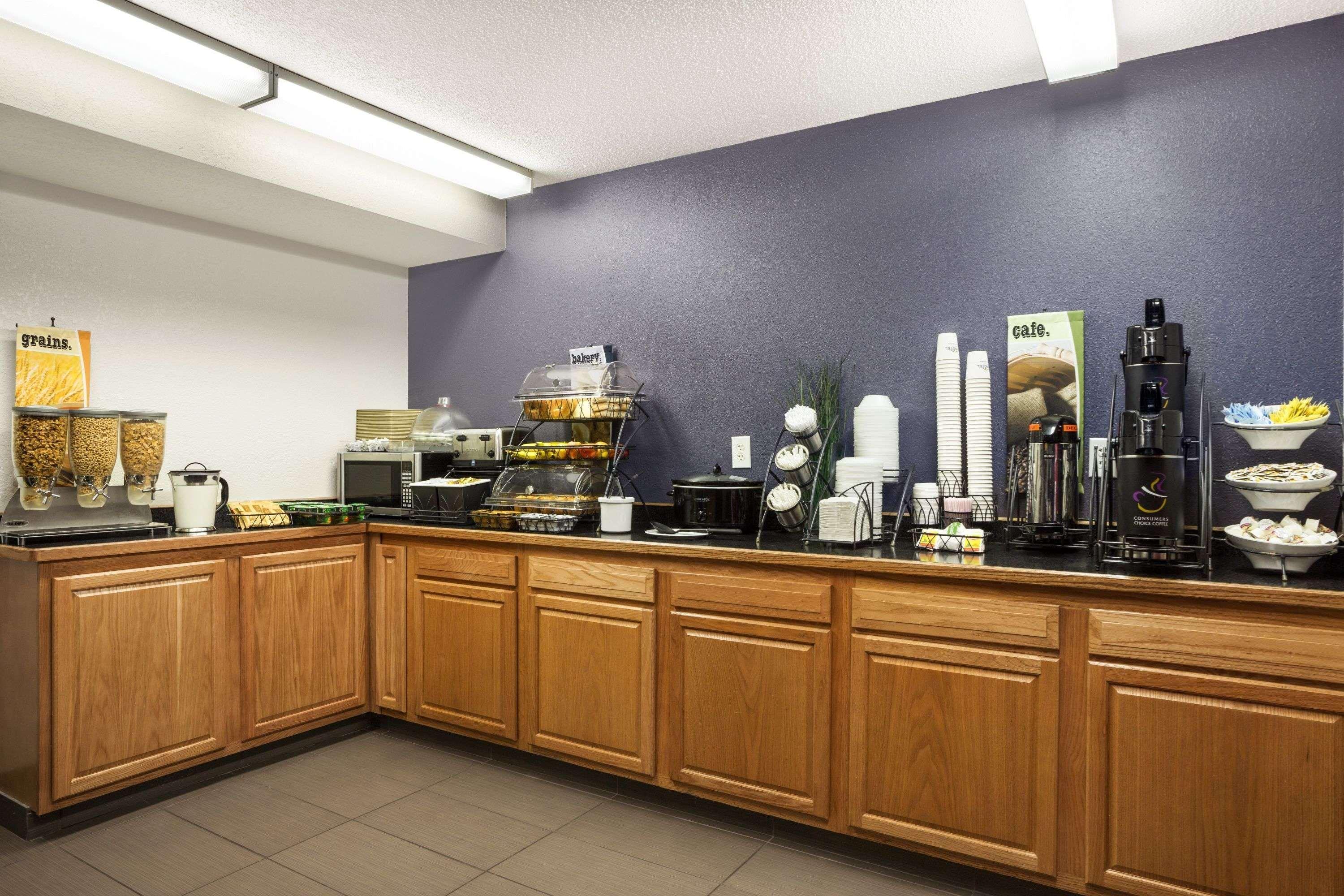 Microtel Inn By Wyndham Louisville East Zewnętrze zdjęcie