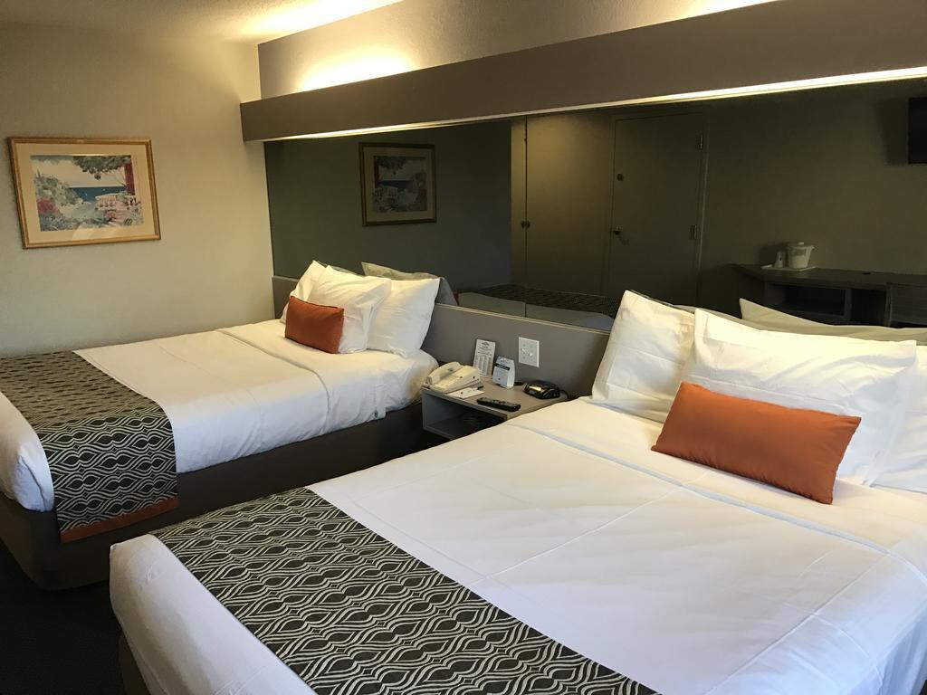 Microtel Inn By Wyndham Louisville East Zewnętrze zdjęcie