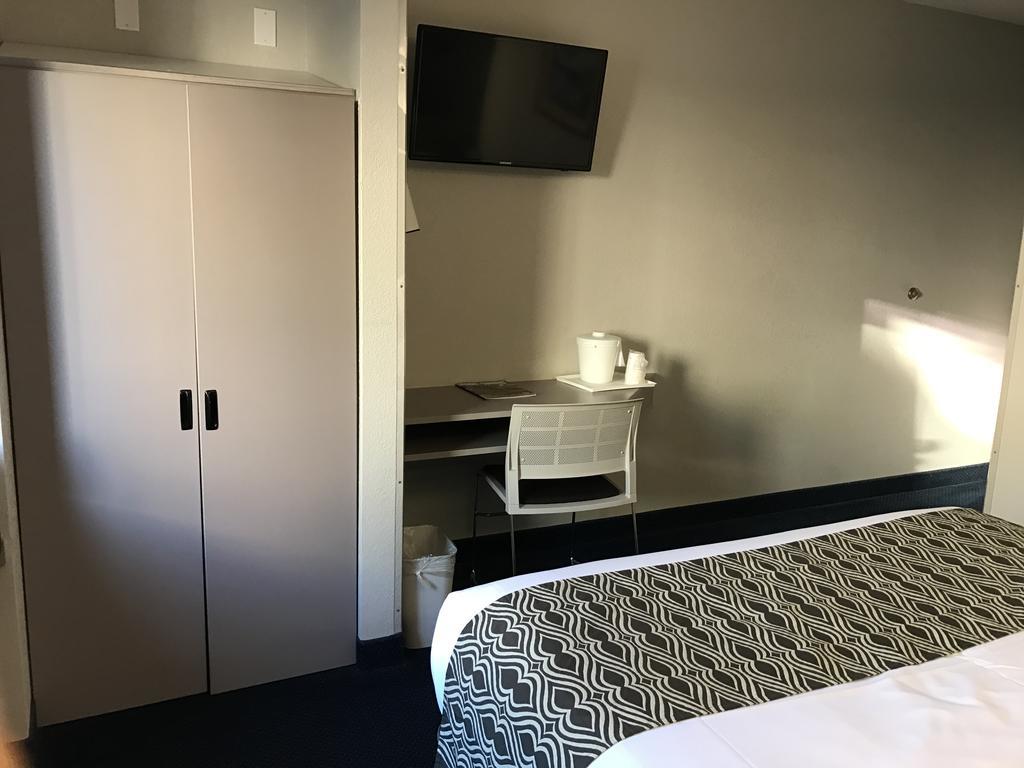 Microtel Inn By Wyndham Louisville East Zewnętrze zdjęcie